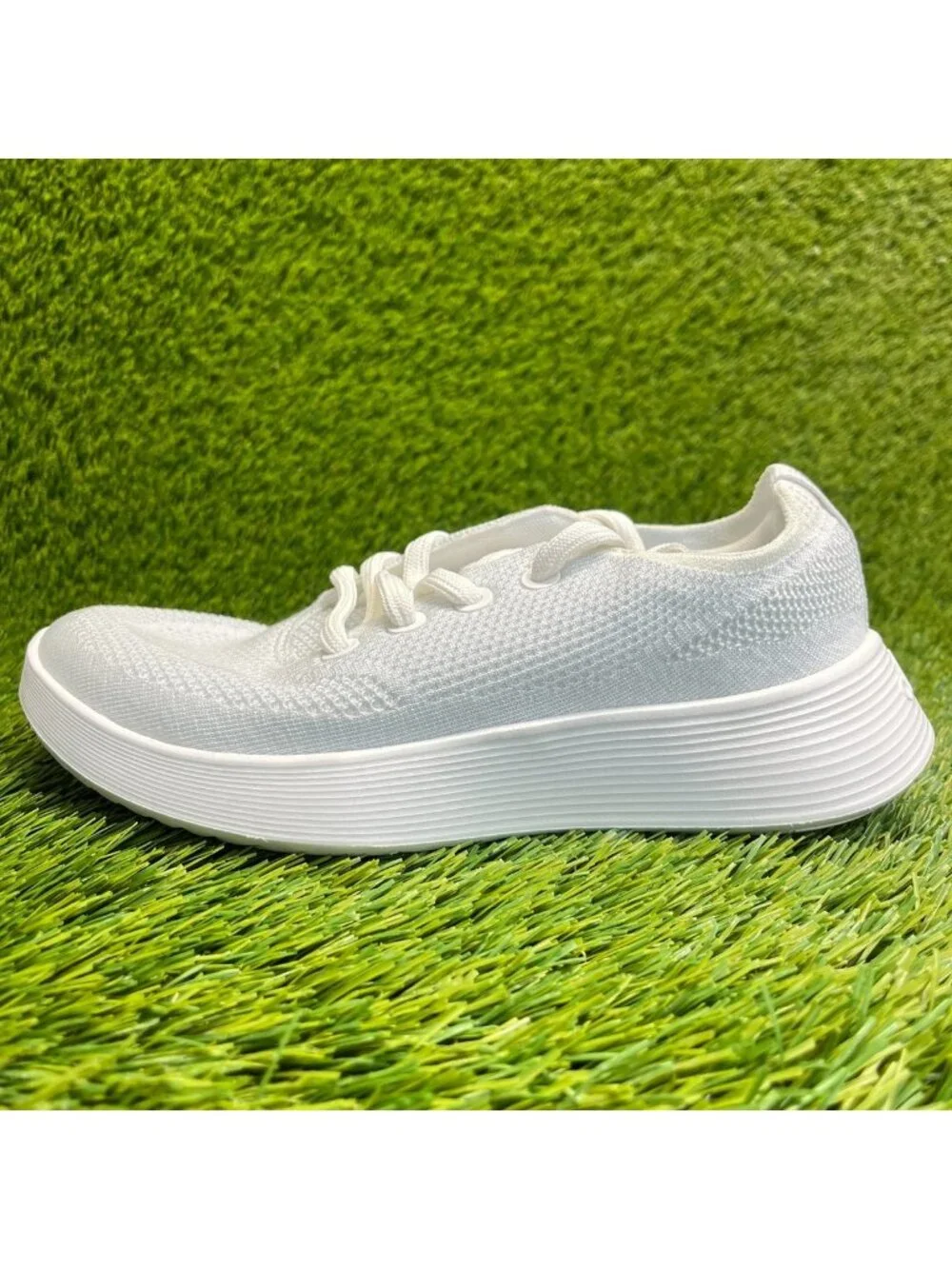Allbirds Tree Runner Go Womens Size 6 White Athletic Running Shoes Sneakers